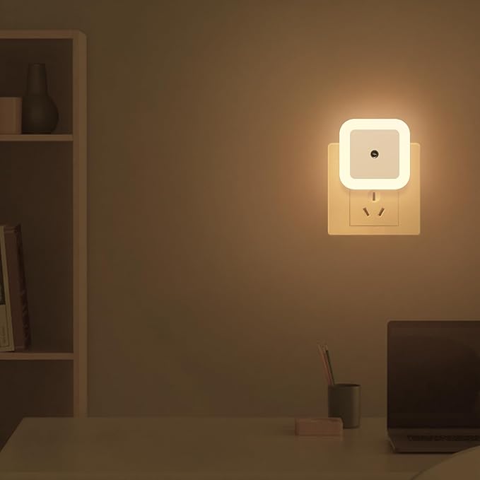 Smart Auto-Dimming Square LED Night Light Bedside Lamp, 0.5W Plug-in - Image 3