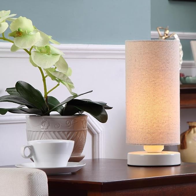 Bieye L10271 Linen Fabric Table Lamp - Image 3