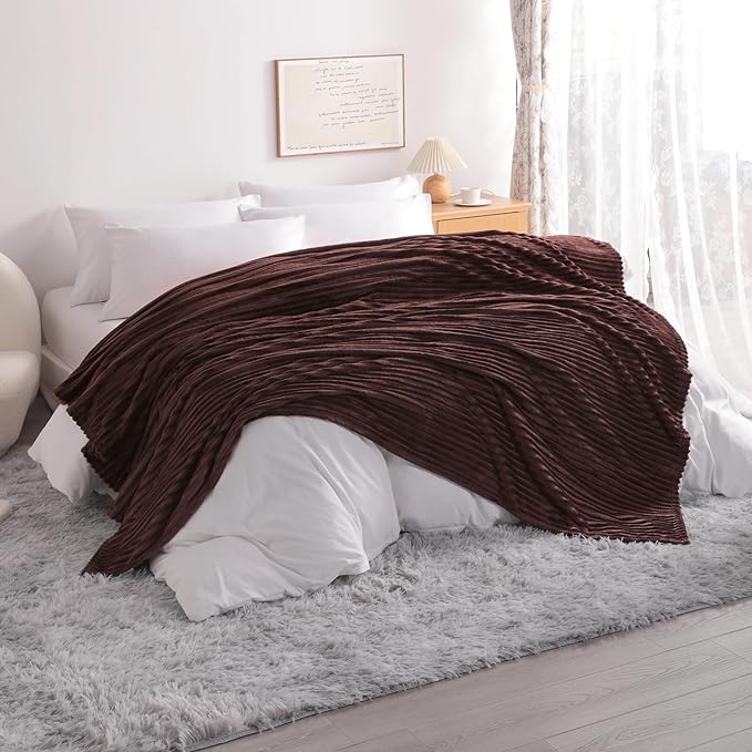 NTBAY Plush Flannel Twin Bed Blanket, 60X80 Inches Soft and Warm Lightweight - Image 4