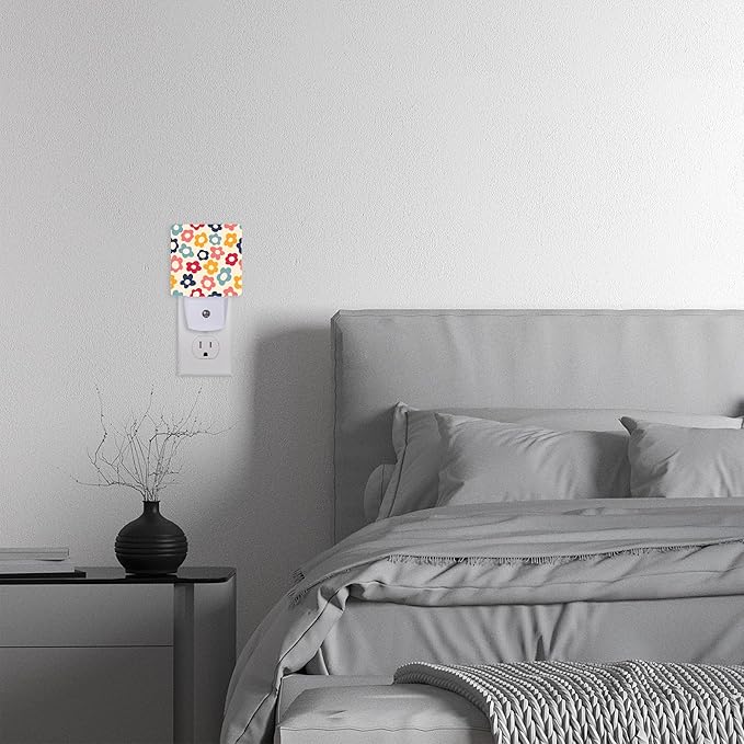 Vintage Groovy Flowers Night Light - Image 7